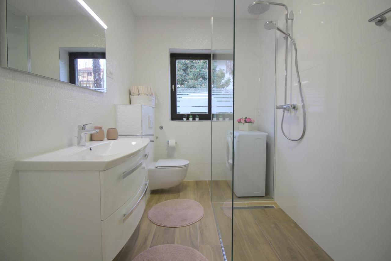 Apartments Sabina 포레치 외부 사진