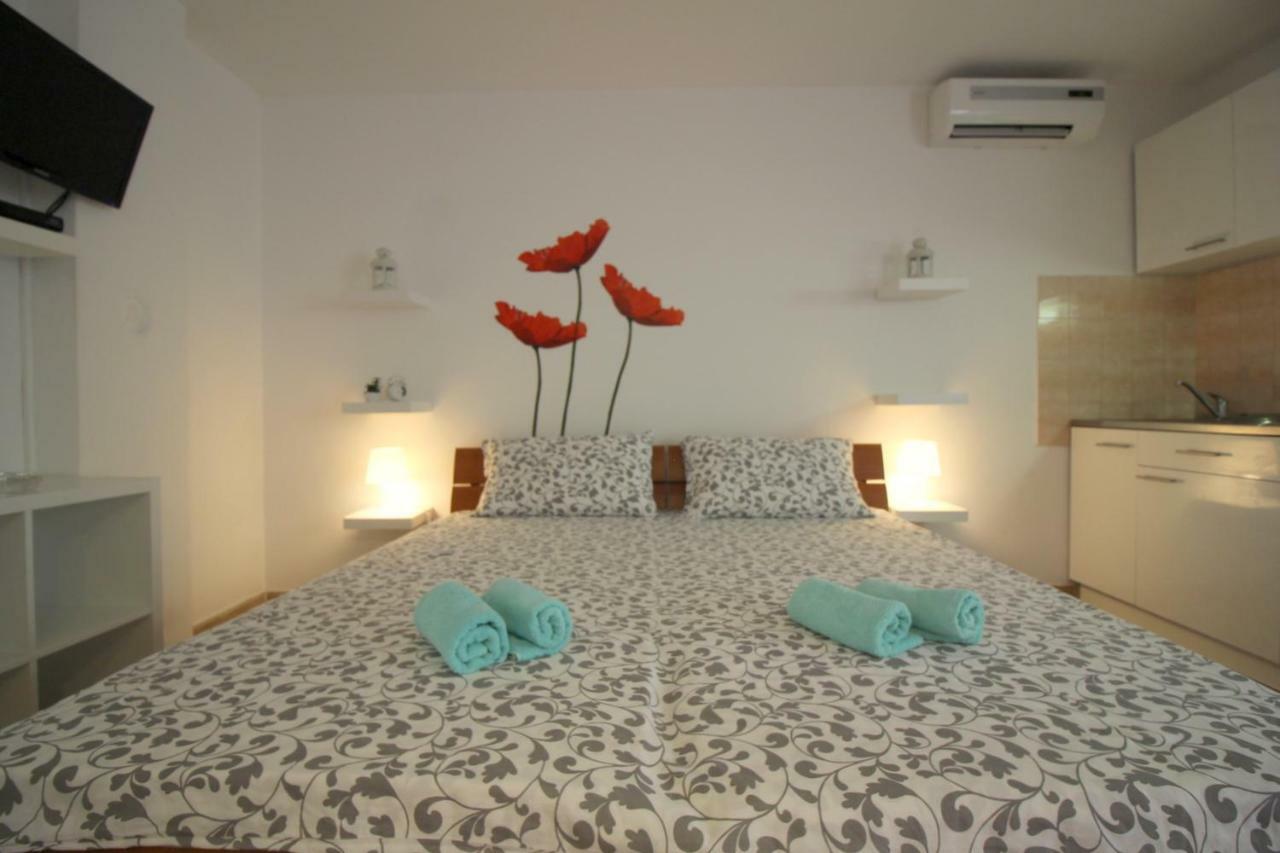 Apartments Sabina 포레치 외부 사진